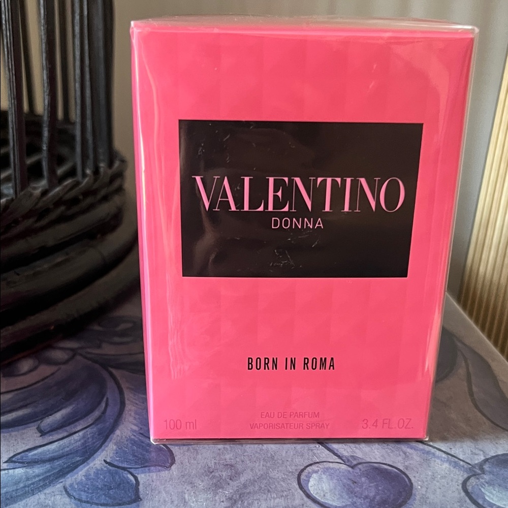 Valentino Donna Born In Roma - Hot Pink with Black Panel